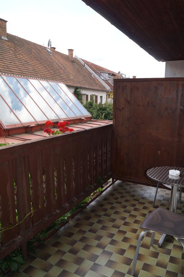 Gasthof Zum Hirschen Burgau Exterior foto